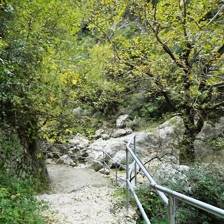 Vlicho-lefkas * Vlikhón