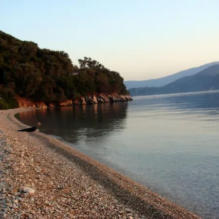 Case de vacanță Vlicho-lefkas Vlikhón